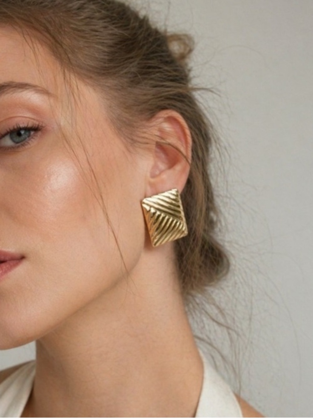 Gold Textured Square Stud Earrings - Women Jewelry
